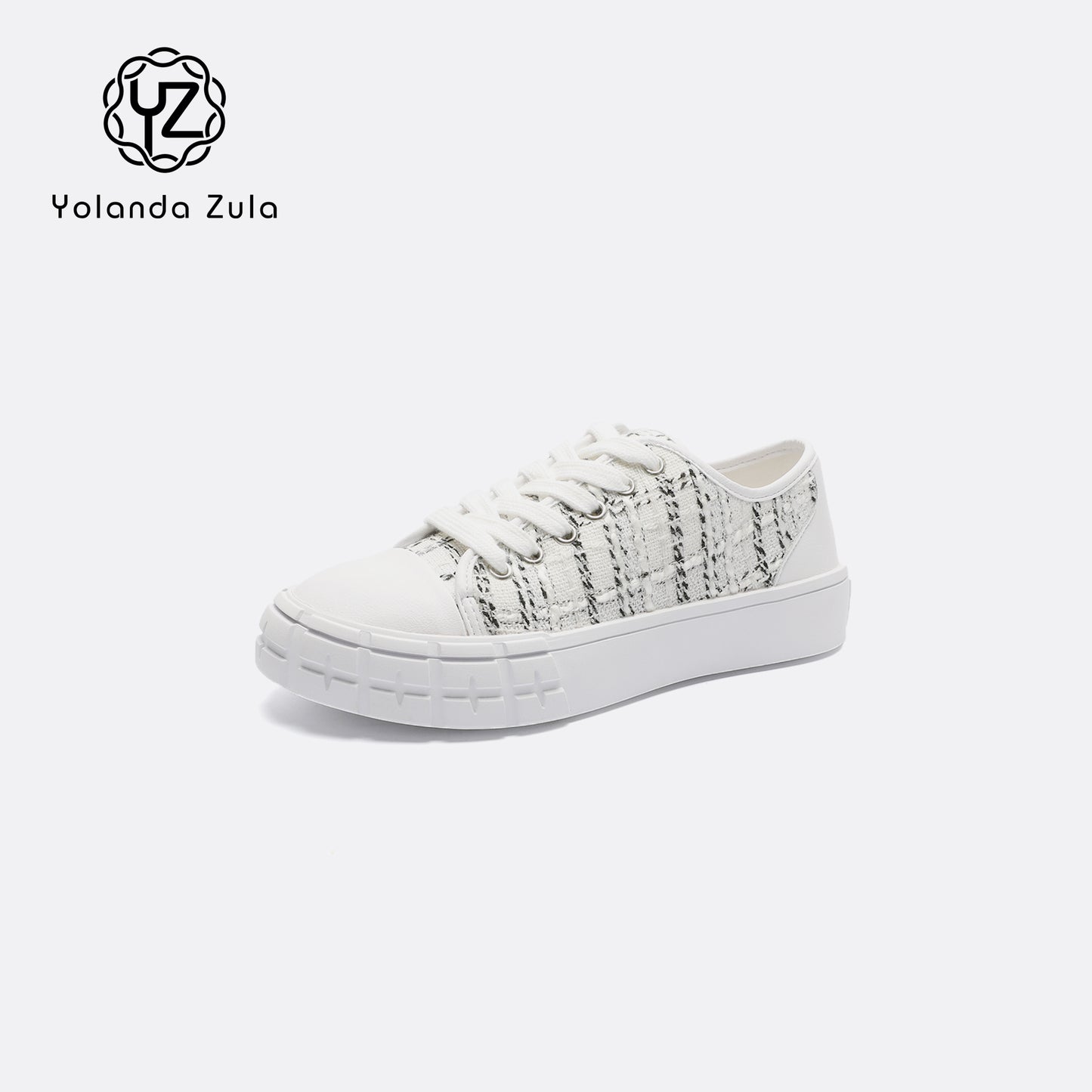 Women's casual canvas shoes