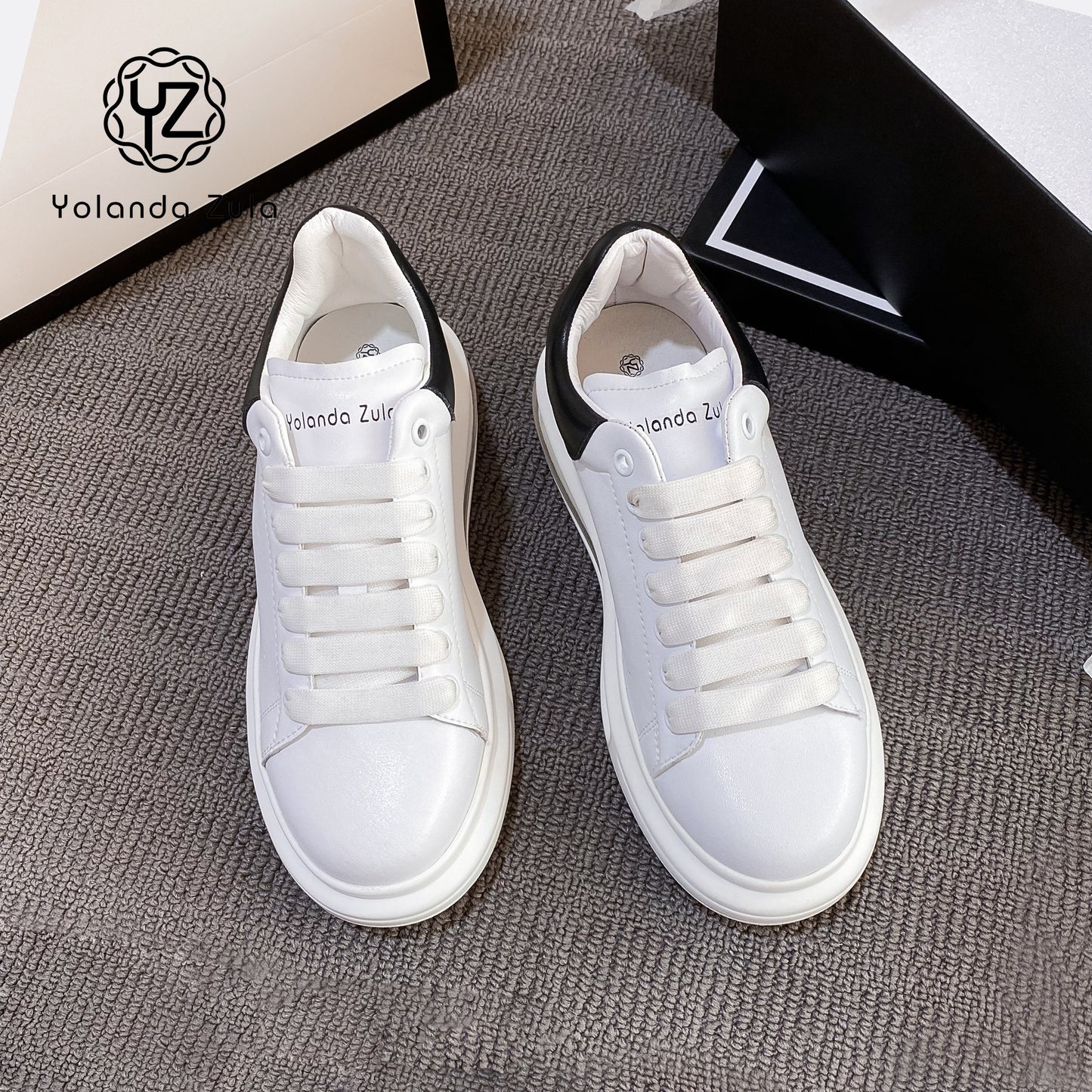 Casual soft sole small white shoes